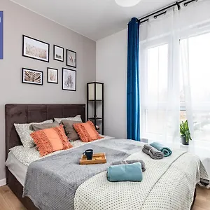 Superapart Nowy Sluzewiec, Next To Chopina Airport, Tor Sluzewiec, Aircondition Warsaw